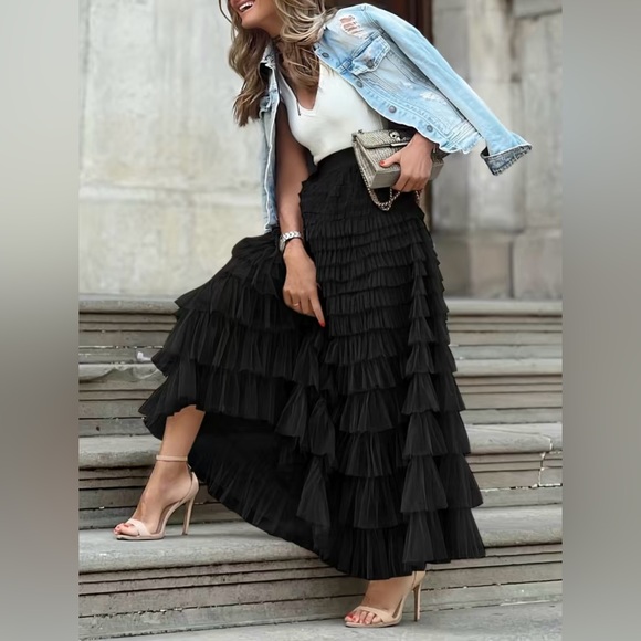 Jane Chic Designs Denise Skirt - Picture 2 of 8